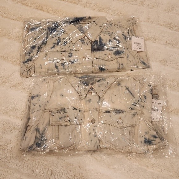 Free People Denim Jacket In Jones Tie Dye size L - Picture 6 of 11